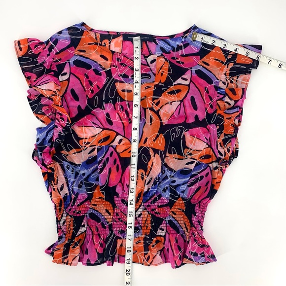 Tommy Hilfiger NWT Leaf Print Flutter Sleeve Smock Waist Blouse, XS - Picture 15 of 16